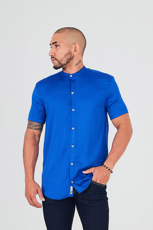 Camisa cuello neru azul rey