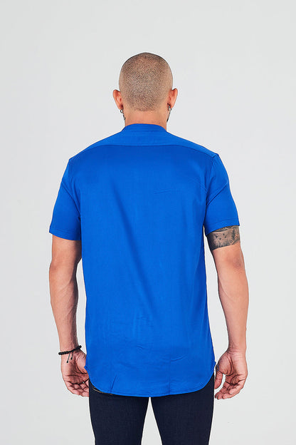 Camisa cuello neru azul rey